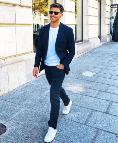 Blazer là gì? Mẹo hay khi bạn muốn mix match cùng áo blazer 9 Áo blazer trong cách phối đồ với áo thun