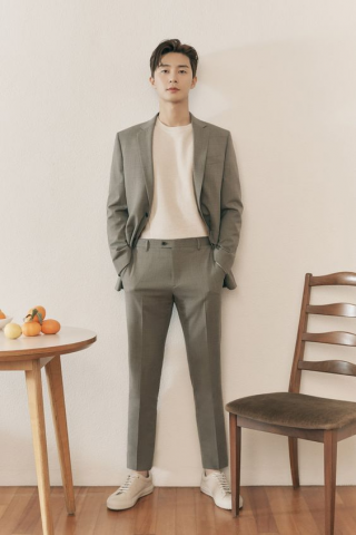 Blazer là gì? Mẹo hay khi bạn muốn mix match cùng áo blazer 6 Làm sao để phân biệt blazer và vest